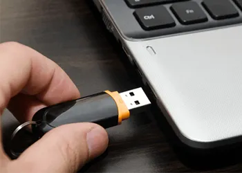 علت فرمت نشدن فلش مموری