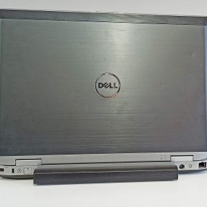 نمای پشت لپ تاپ Dell e6420