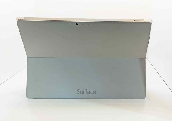 نمای پشت لپ تاپ استوک Surface pro 3